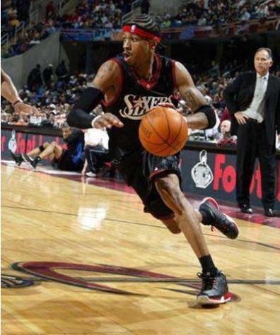 塔：我很快就融入了拜仁，整个体系让我能够很顺利地适应（塔：迅速融入拜仁，球队体系让我轻松适应）