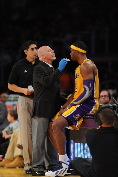 CBA生涯之夜！徐昕13中11得到生涯新高27分外加14板4帽（CBA爆发之战：徐昕13投11中创生涯新高27分，外加14篮板4盖帽）