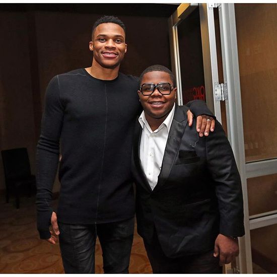 文班：能代表法国打NBA对我意义重大 我知道身后有整个国家的支持（文班：以法国之名征战NBA意义非凡 我感受到整个国家的支持）