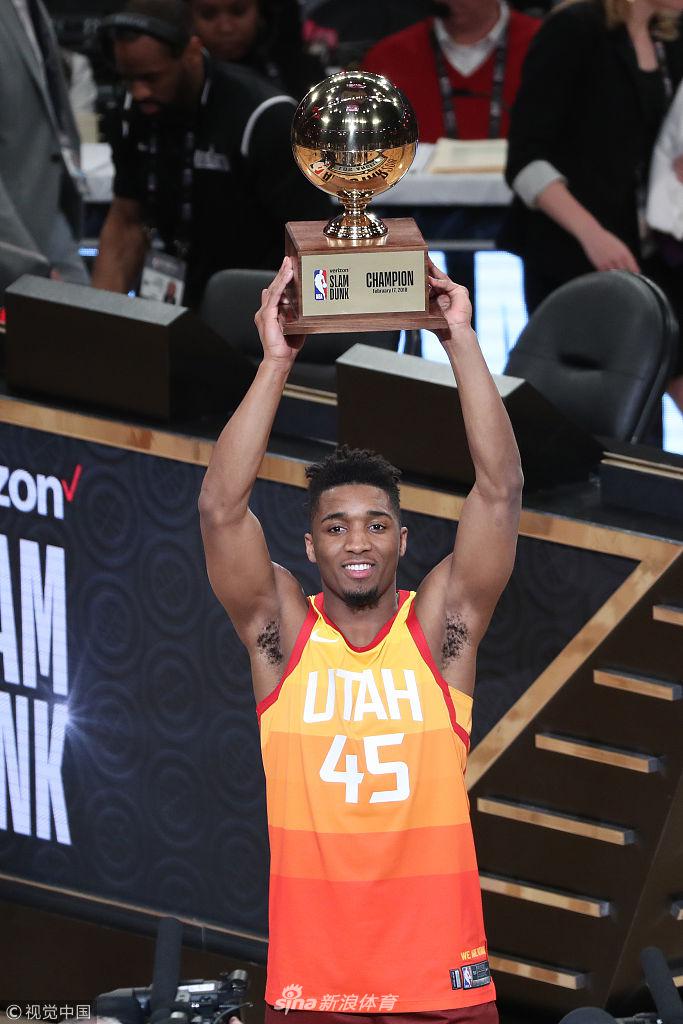 德天空：除拜仁外所有德甲俱乐部均有意波鸿19岁中场伦茨（德天空：拜仁成例外，德甲其余俱乐部均看中波鸿19岁中场伦茨）