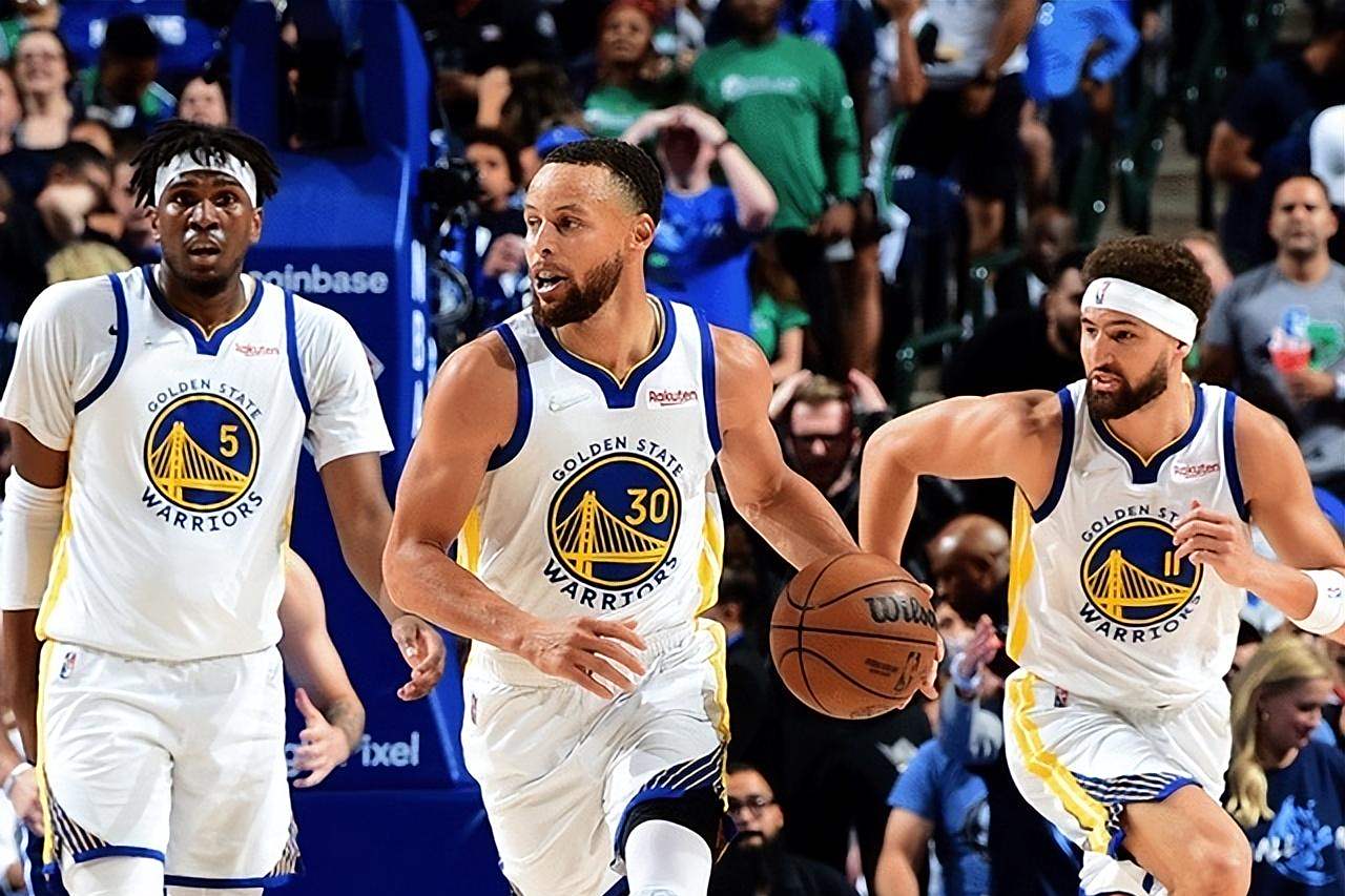 邮报：球迷必须花10镑，才能在纽约球迷区的大屏幕上看世界杯（邮报：纽约球迷区大屏看世界杯需付10英镑）