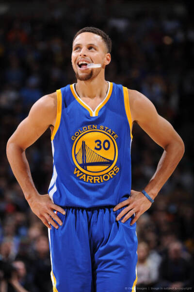 为何亲斯内德？穆帅：斯内德给了我三冠王，那是最棒的一年（穆帅谈为何偏爱斯内德：他助我成就三冠 那是我最辉煌的一年）