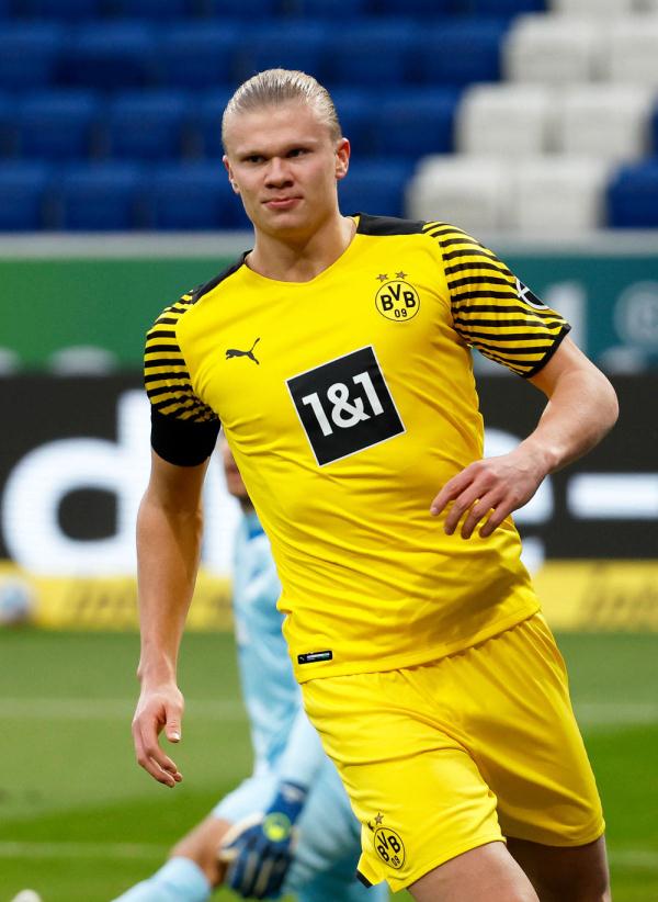 勇士外围防守漏洞明显（勇士外线防守破绽频出）