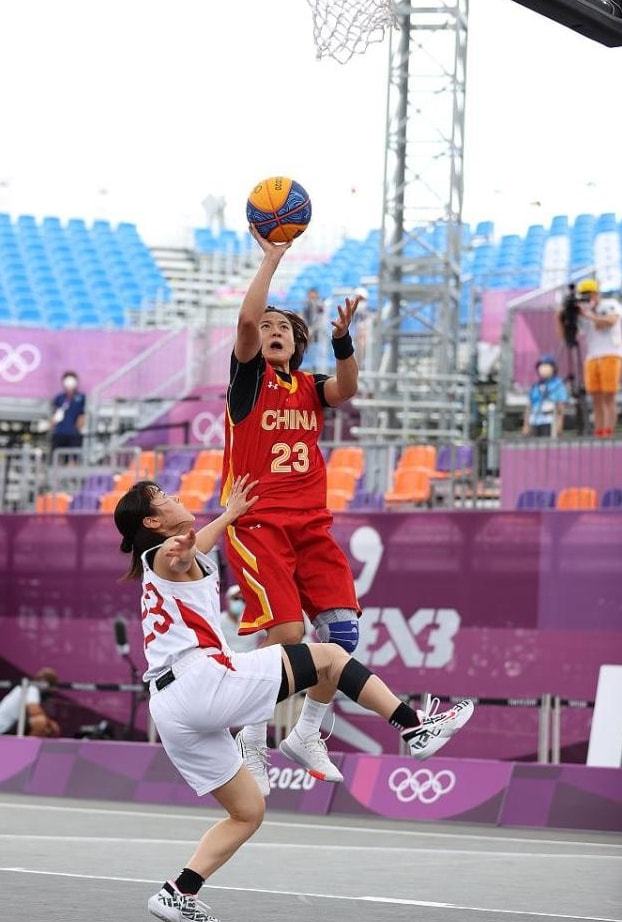 强势反弹！詹姆斯17中12轰下赛季新高29分，外加7板6助（火力全开！詹姆斯17投12中拿下赛季新高29分，外加7篮板6助攻）