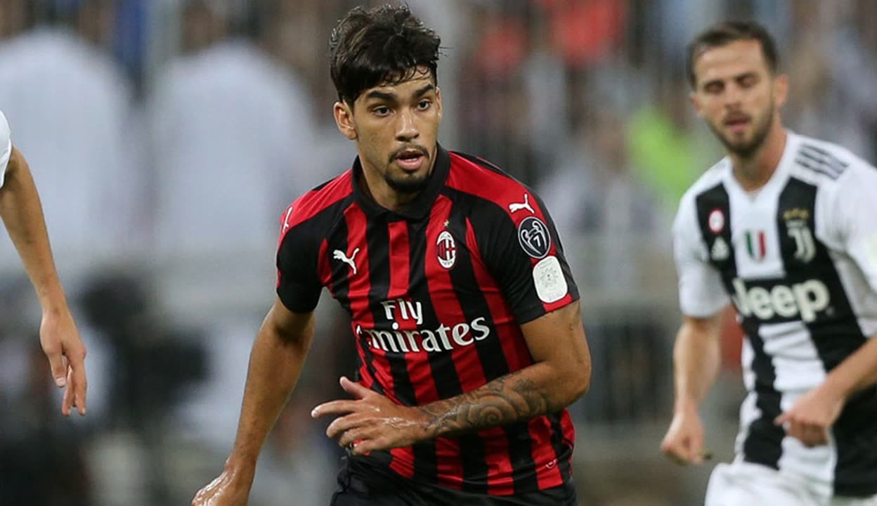 懂球帝足协杯冠军海报：国安是冠军！（懂球帝发布足协杯夺冠海报：国安加冕冠军！）