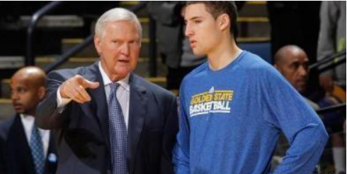 追梦离开后勇士打出54-26！科尔：板凳球员都渴望上场打球（追梦离队后勇士录得54胜26负，科尔：替补球员都迫不及待想上场）