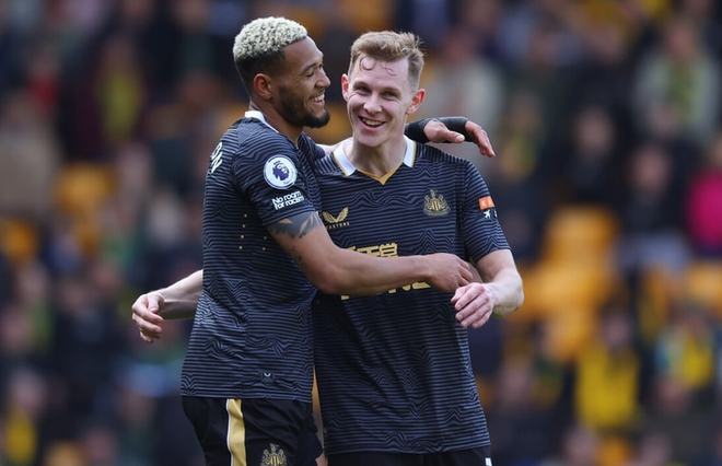 胡梅尔斯：按照目前的中卫市场，施洛特贝克有很多的机会（胡梅尔斯：以当下中卫行情来看，施洛特贝克机会颇多）