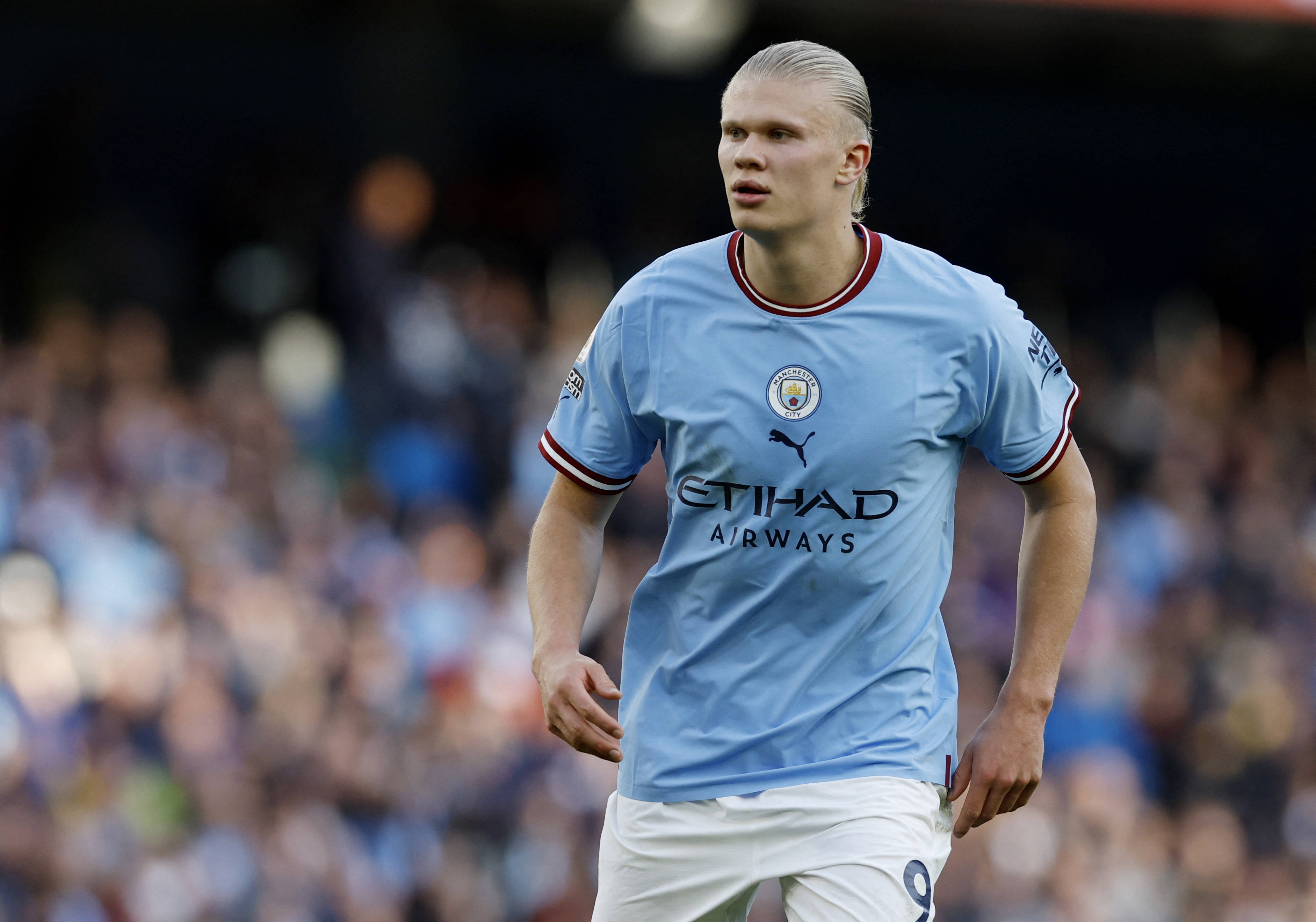 德转评年度最佳前锋：登贝莱、哈兰德、凯恩、姆巴佩入围（德转公布年度最佳前锋候选名单：哈兰德、凯恩、姆巴佩、登贝莱在列）