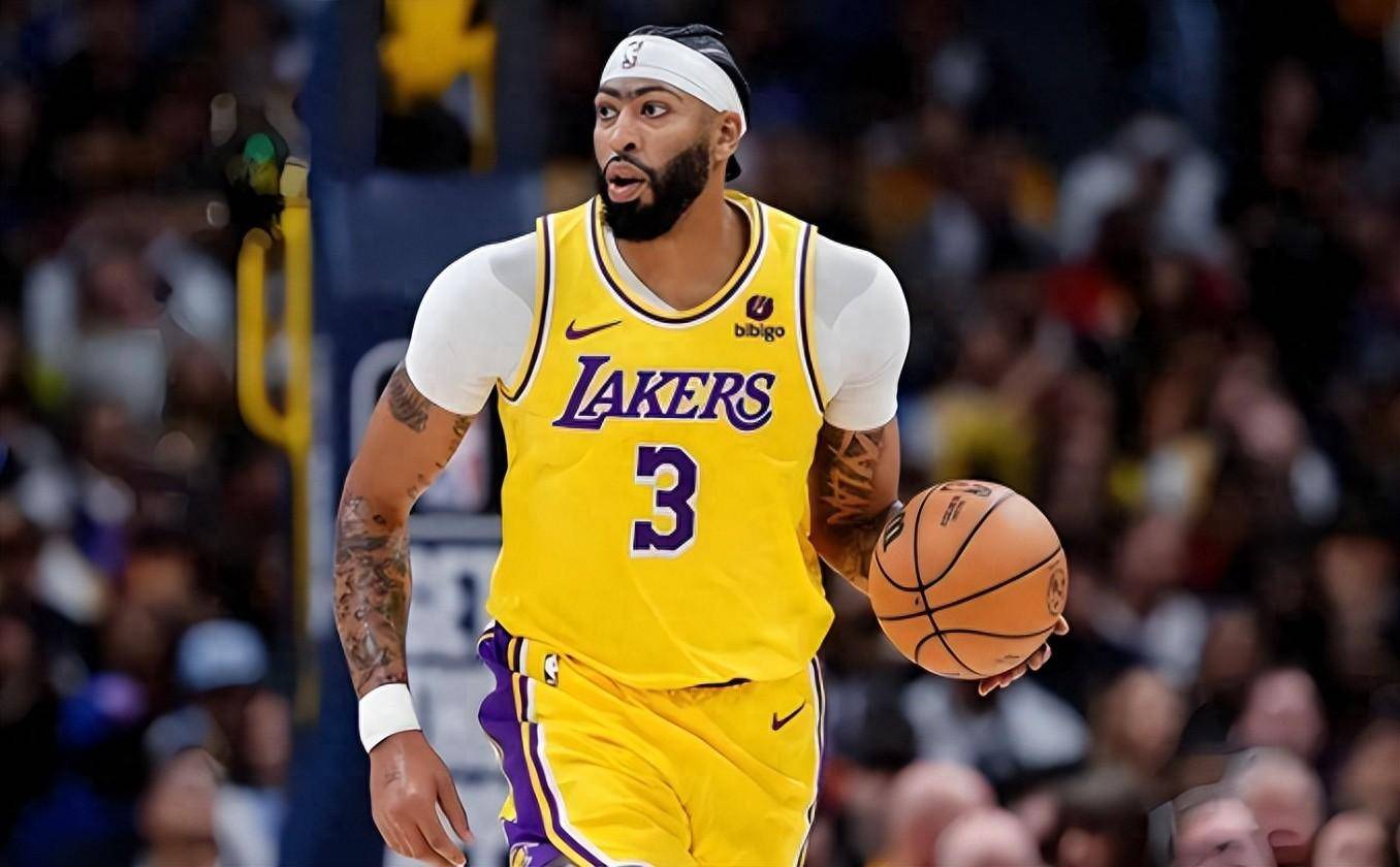 斯洛特：我没说过不会找萨拉赫谈；近三场联赛我们已经有改变（斯洛特澄清：从未表示不会与萨拉赫沟通，近三轮联赛球队已有变化）