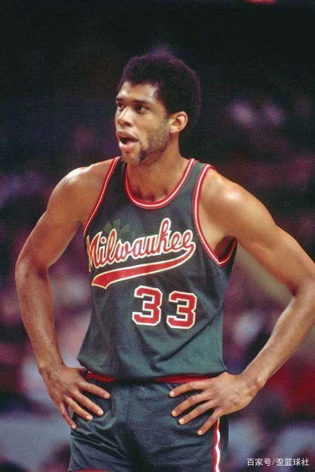 为什么哈维·阿隆索在皇家马德里的生存机会微乎其微（哈维·阿隆索为何难以在皇家马德里立足）