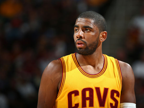 FIFA女足最新排名：中国女足下降一位至世界第17，亚洲第四（FIFA女足排名更新：中国队降至世界第17位，亚洲第4）