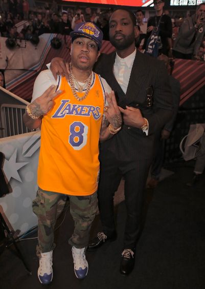 责任在球员身上：斯玛特与雷迪克的困境与挑战（球员需承担责任：斯玛特与雷迪克面临的困局与挑战）