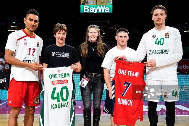 半场战报：法兰克福0-0沃尔夫斯堡（半场战况：法兰克福与沃尔夫斯堡互交白卷）