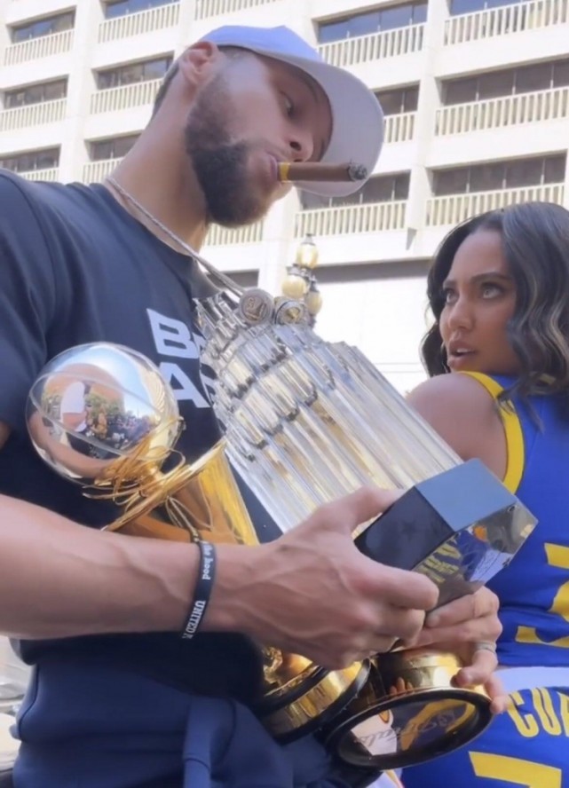 最关键挑战！约基奇对戈贝尔犯规 掘金挑战改判变约基奇两罚命中（关键时刻！掘金挑战成功推翻约基奇对戈贝尔犯规判罚，约基奇两罚全中）